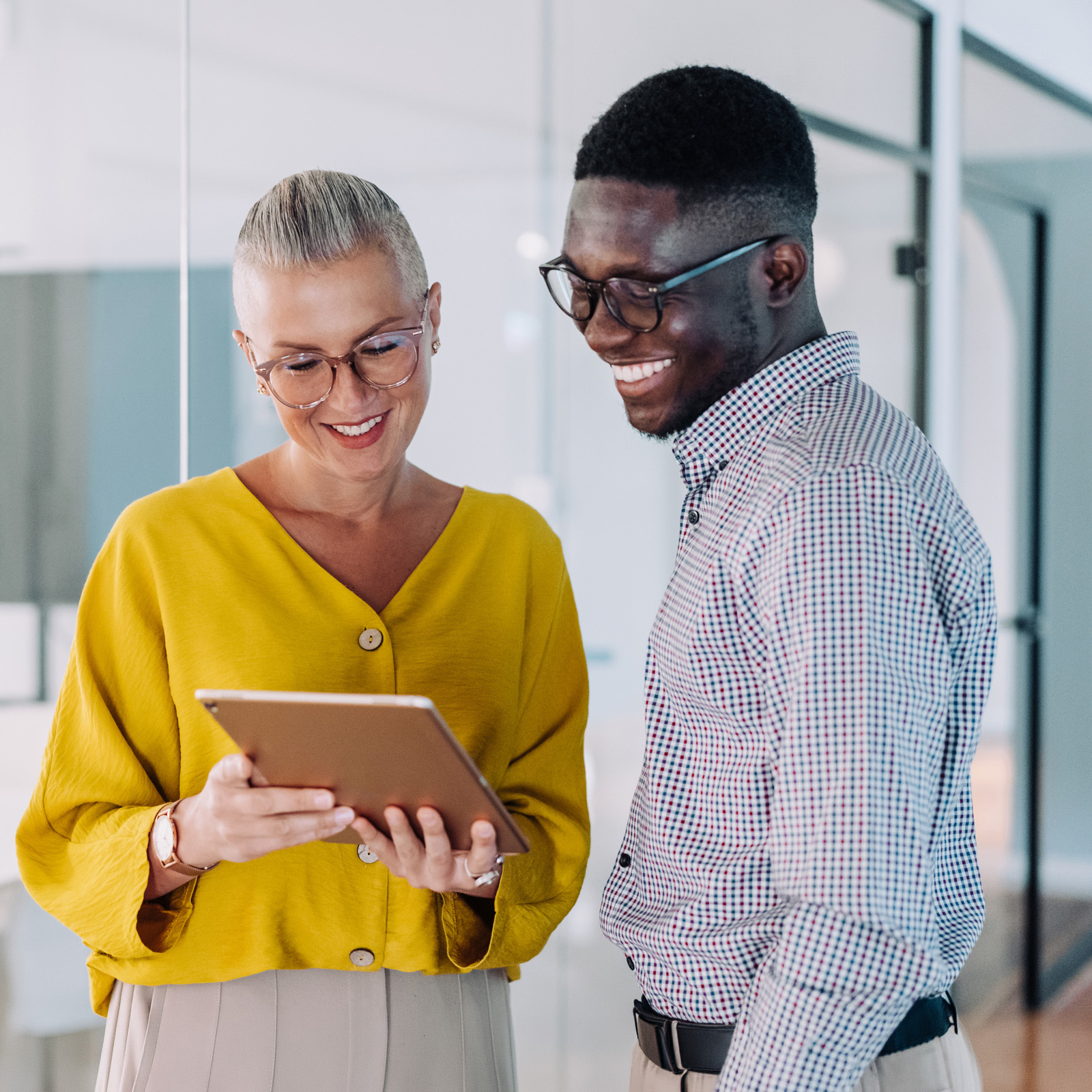 JH-Brand-CorePlatform-FY26-Banks-LandingPageGraphicAssets-Section3-800x800